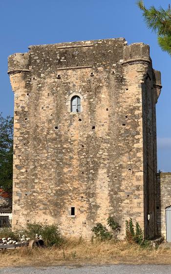 Ag Dim Tower: On the descent from Platsa is the tower of CPT Christeas, who fought in the Greek Revolution