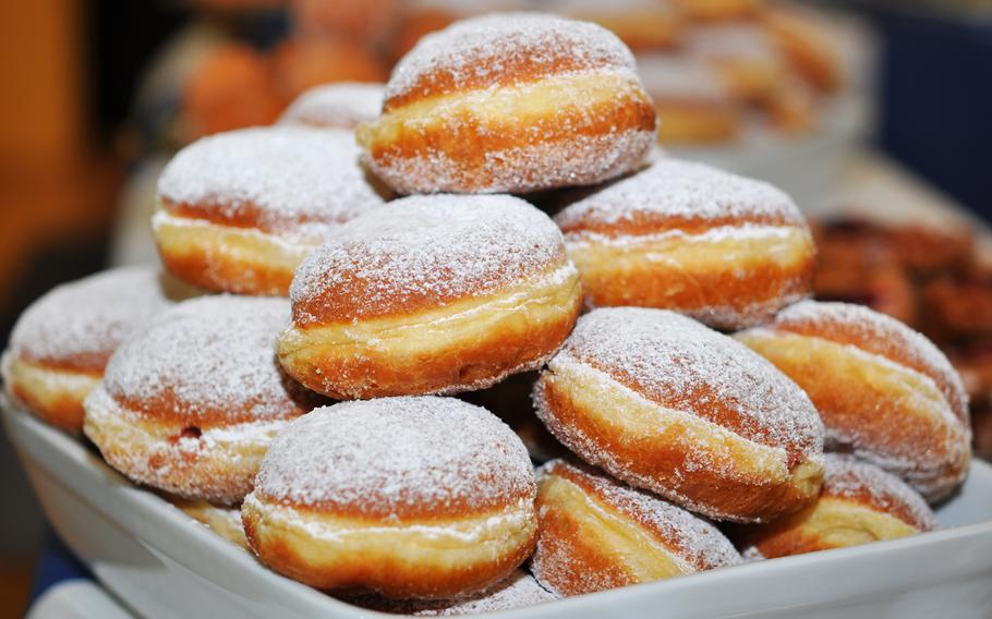 Tłusty Czwartek donuts in Poland