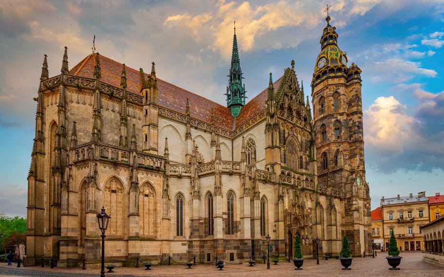 Scenic view of St. Elisabeth cathedral in the main square of Kosice city, Slovakia. St. Elisabeth cathedral is a Slovakia’s largest church and one of the easternmost Gothic cathedrals in Europe