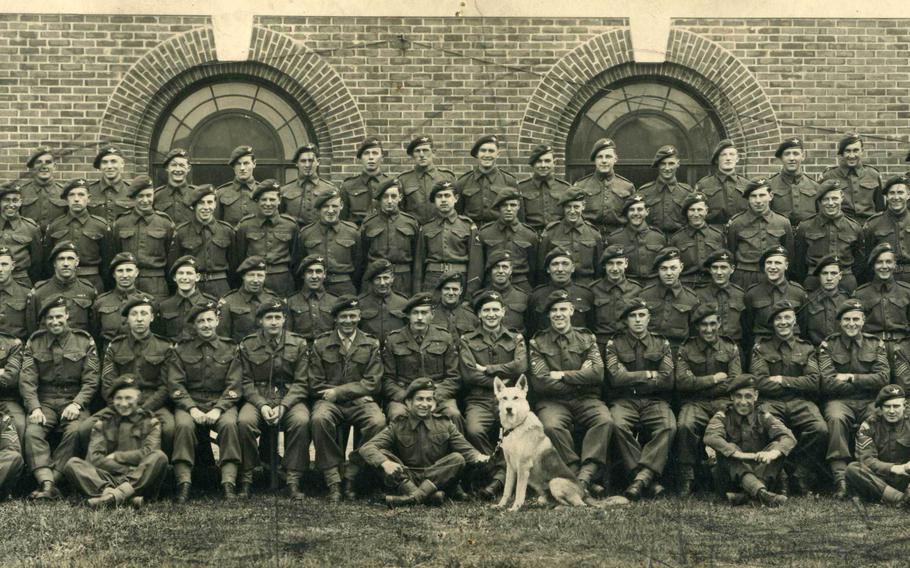 Company, 9th Parachute Battalion, paradog Glen in the front