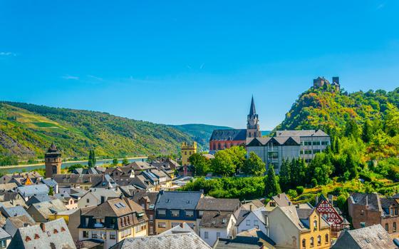 Photo Of Burg Schonburg above Oberwesel town in Germany