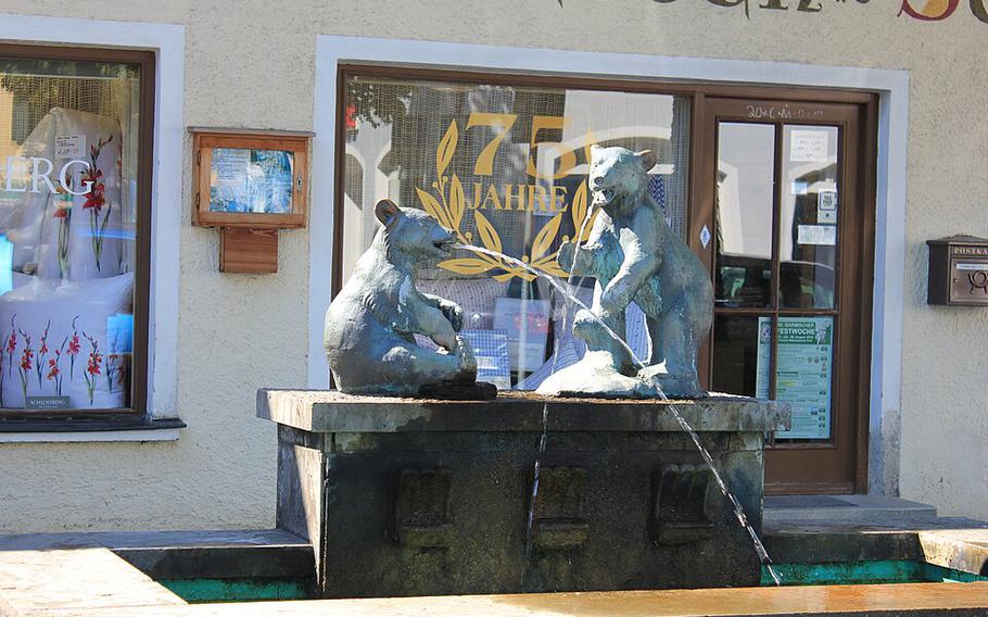 Bärenbrunnen (bears fountain) Garmisch, Germany