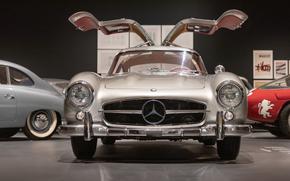 BILBAO, SPAIN-SEPTEMBER 10, 2022: 1955 Mercedes-Benz 300 SL Coupe (Front view)