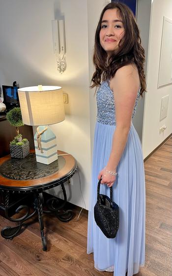Arwen Rueda is a 2025 graduate of Wiesbaden high School.
