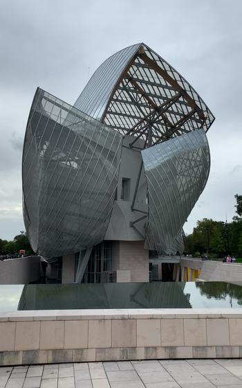 Exterior of museum on a cloudy day