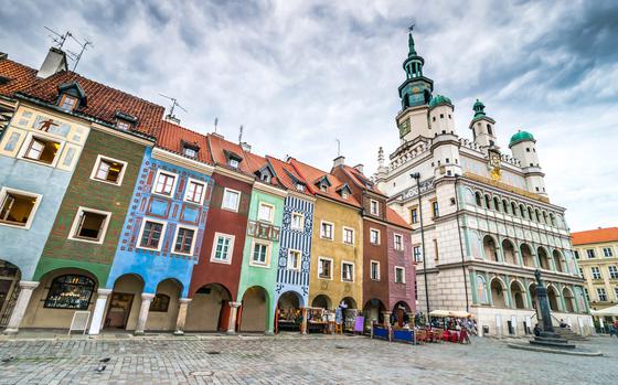 Central Market Square in Poznan, Poland | Row of colorful buildings in the market square