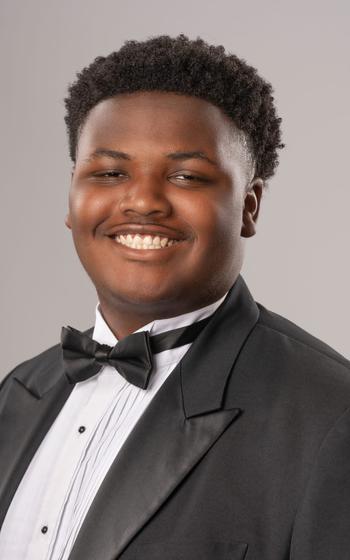 Kristopher Rawlings is a 2025 graduate of Sigonella Middle High School.