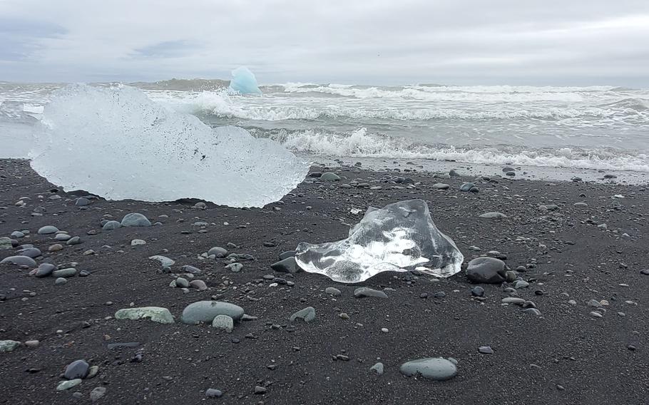 A stunning stretch of black volcanic sand located near Jökulsárlón Glacier Lagoon in Iceland, Diamond Beach gets its name from the glistening icebergs that wash ashore, sparkling like diamonds in the sunlight. These fragments of ancient glacial ice create a surreal contrast against the dark sand, offering a dramatic and ever-changing landscape. A favorite spot for photographers and nature lovers, Diamond Beach is a magical place to witness the beauty and power of Iceland’s glaciers up close.