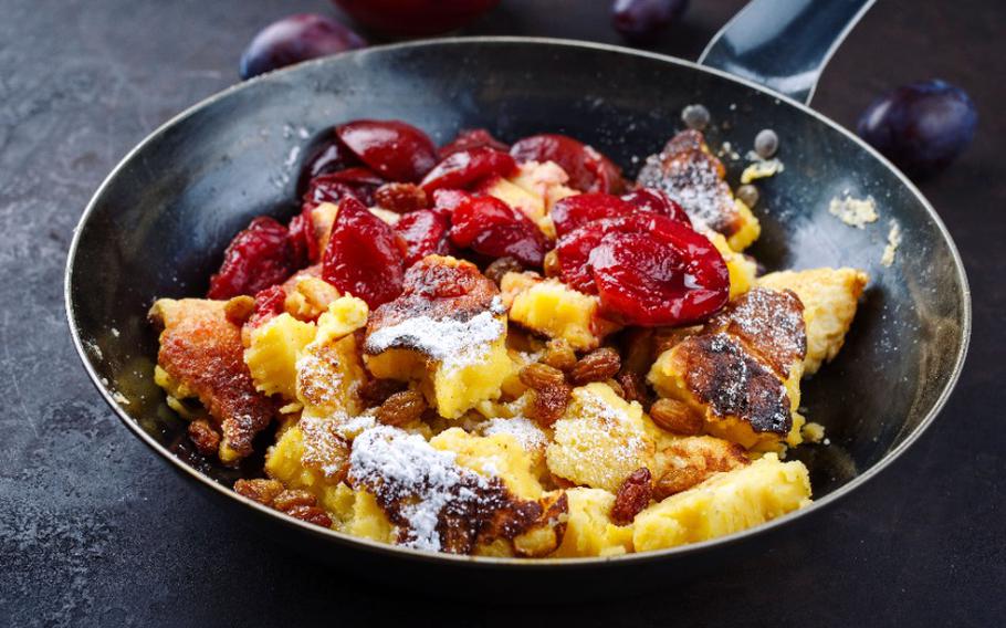 Kaiserschmarren with plums and raisins