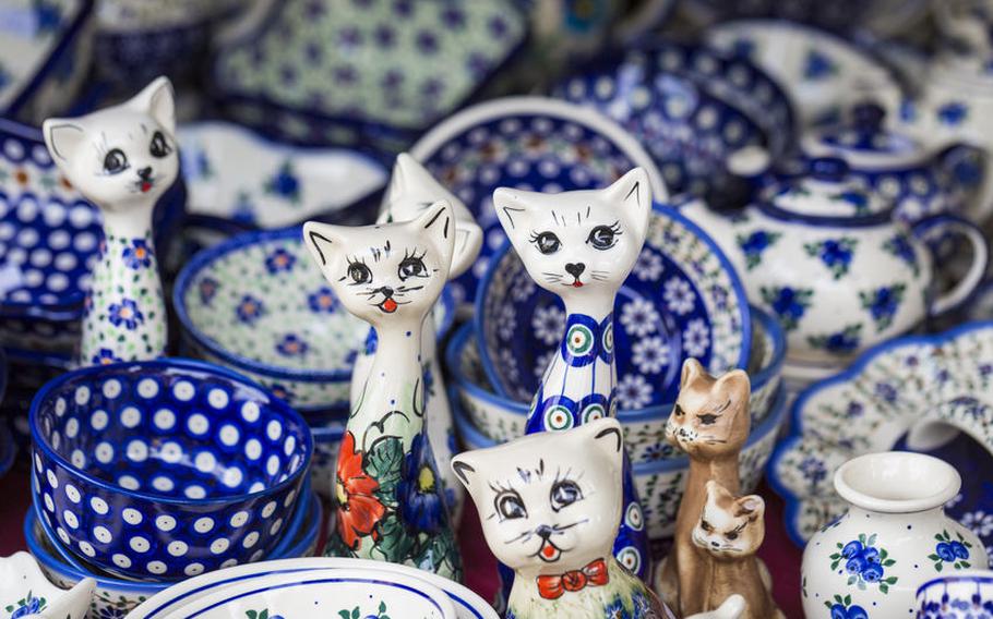 Polish pottery