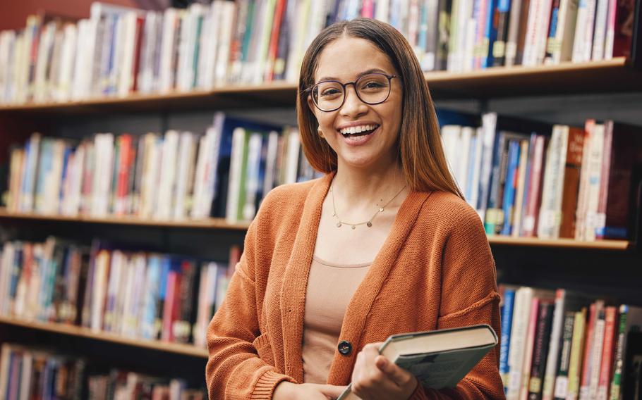 volunteer at a library