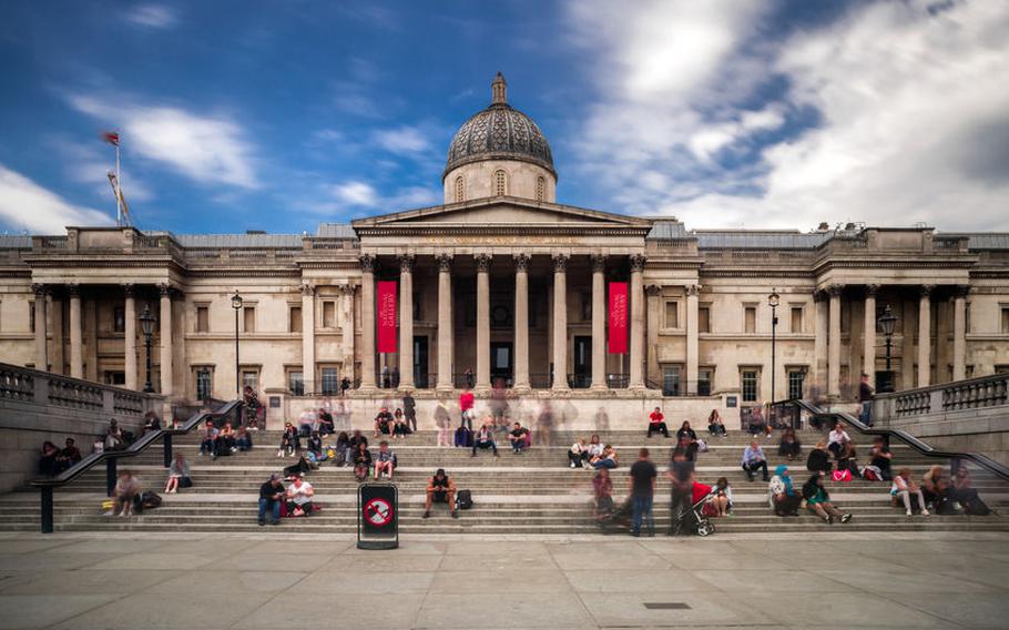 The National Gallery in Trafalgar Square. | Photo by Jaroslav Moravcik.