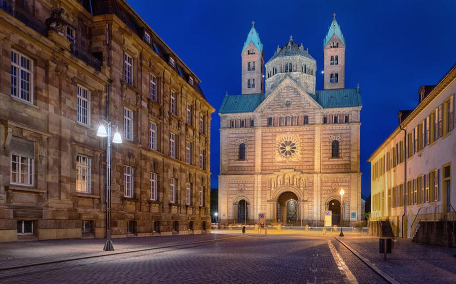 Speyer Cathedral | Photo by Sergey Dzyuba