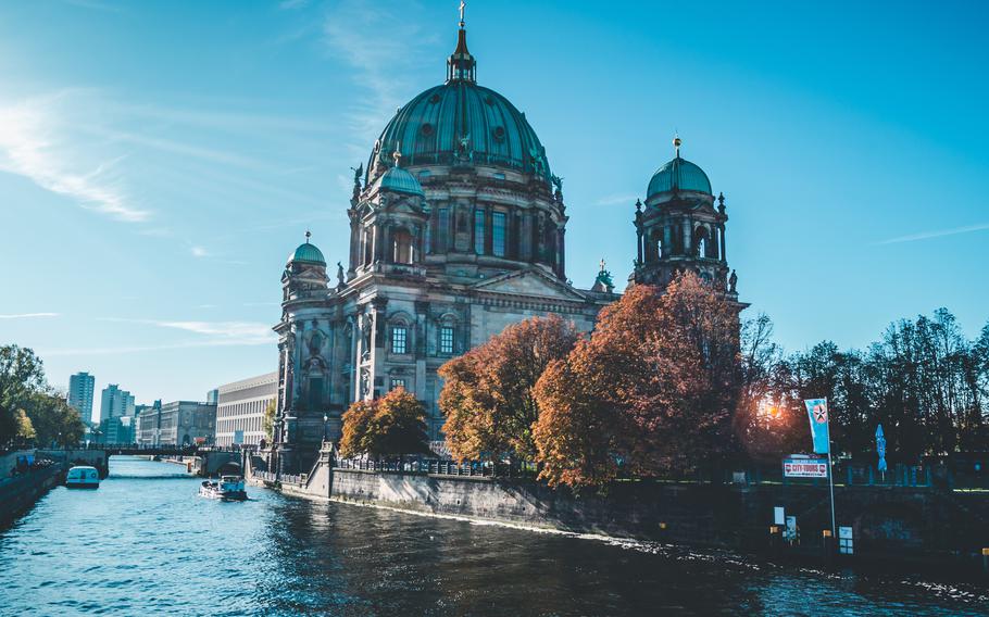 Berlin Cathedral and River Spree | Photo by Anthony Reungère