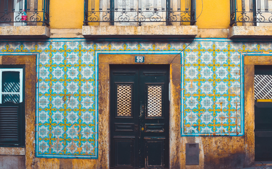Pretty azulejos native to Portugal. Photo by Diego Garcia