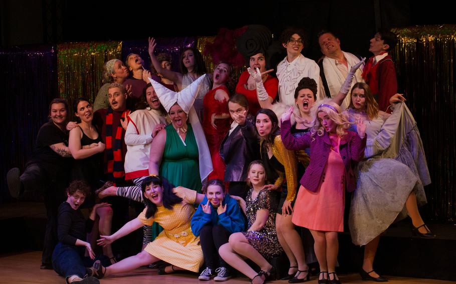 photo by Ann Pinson | Cast of Forbidden Broadway KMC Onstage.